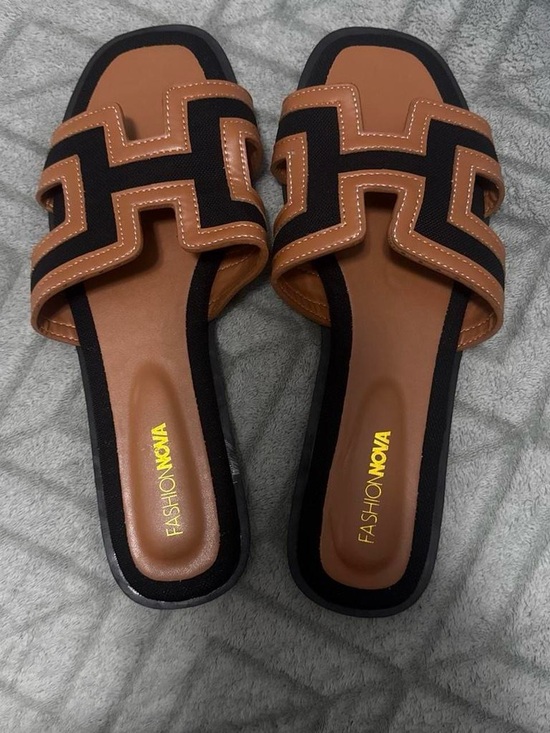 Fashion Nova Shoes - Fashion Nova Brown & Black Cutout Slide Sandals for Women